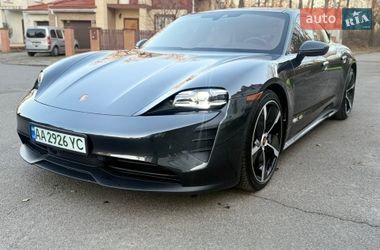 Седан Porsche Taycan 2022 в Києві