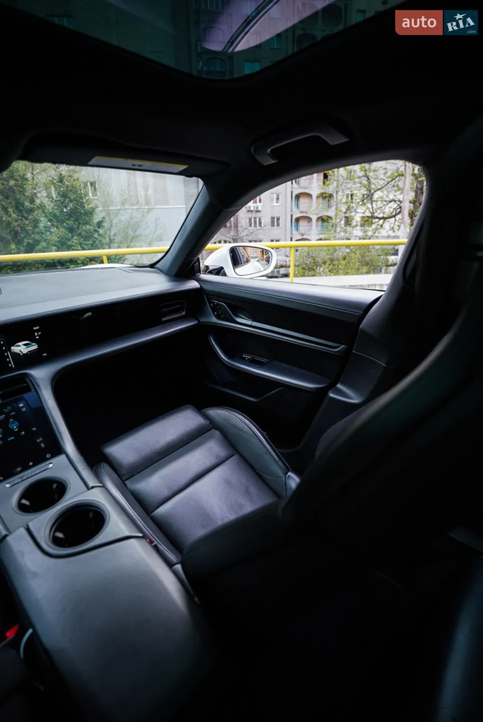 2020 Porsche Taycan - мініатюра 34