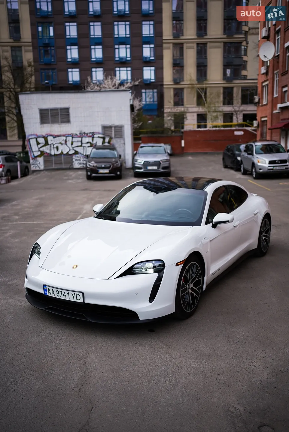 2020 Porsche Taycan - мініатюра 15