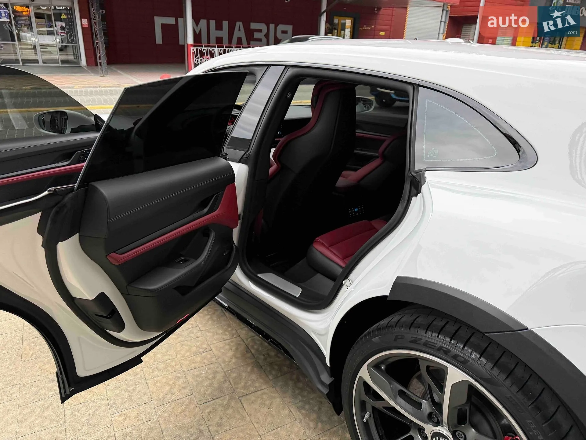 2023 Porsche Taycan - мініатюра 51
