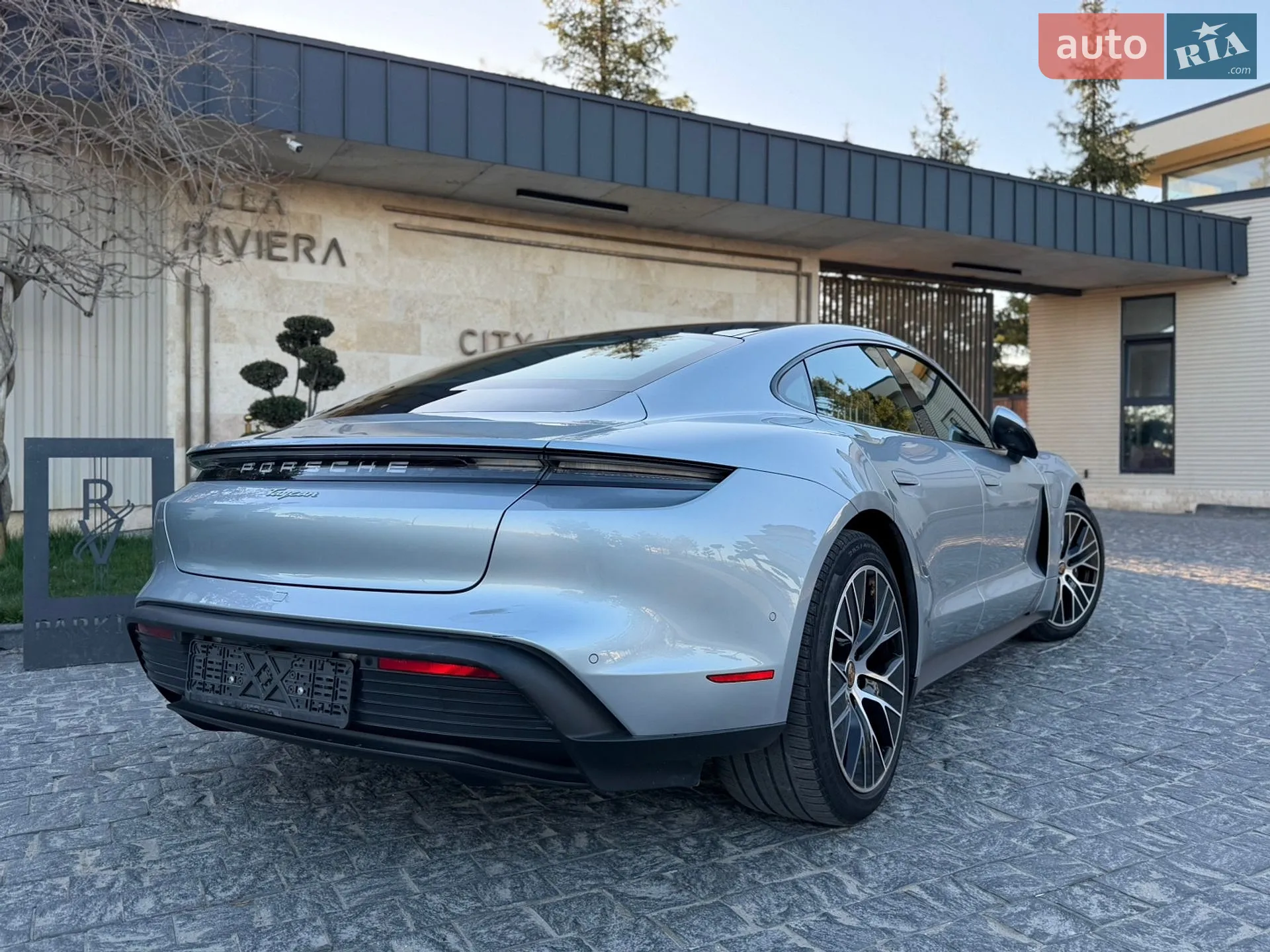 2023 Porsche Taycan - мініатюра 17
