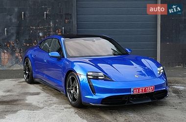 Седан Porsche Taycan 2020 в Луцке