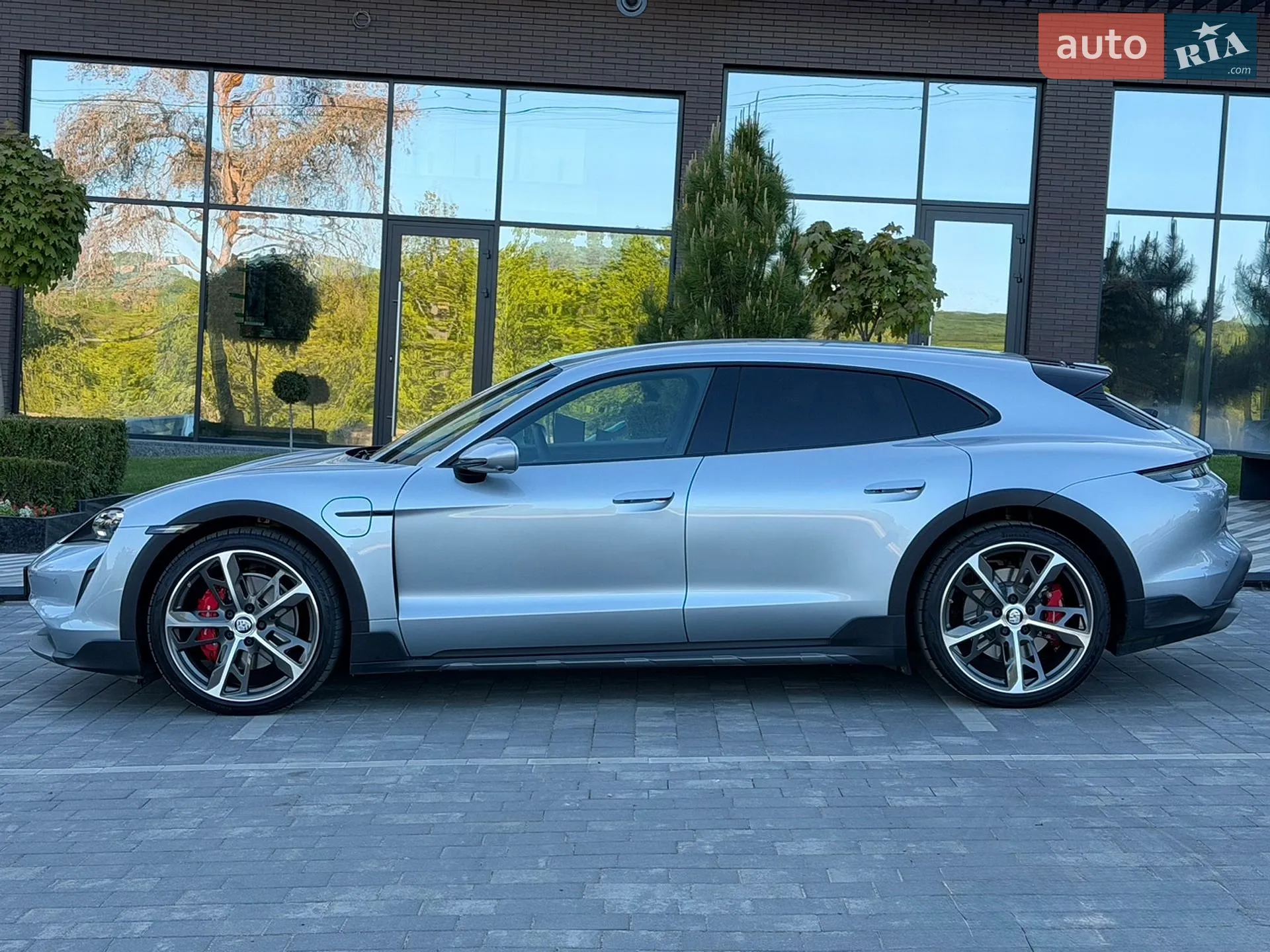 2021 Porsche Taycan - мініатюра 7