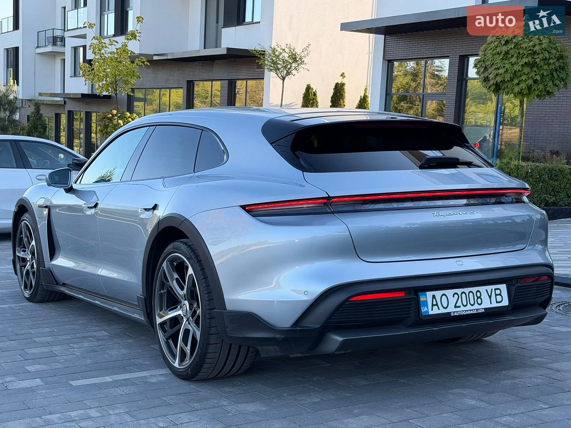 2021 Porsche Taycan - мініатюра 10
