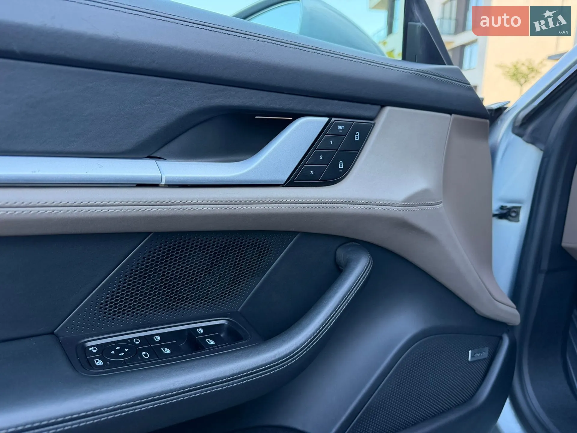 2021 Porsche Taycan - мініатюра 39