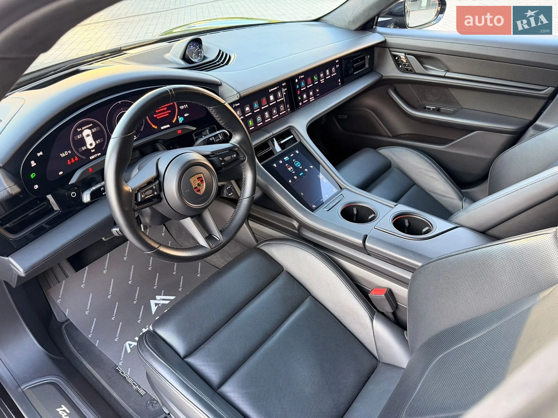 2021 Porsche Taycan - мініатюра 11