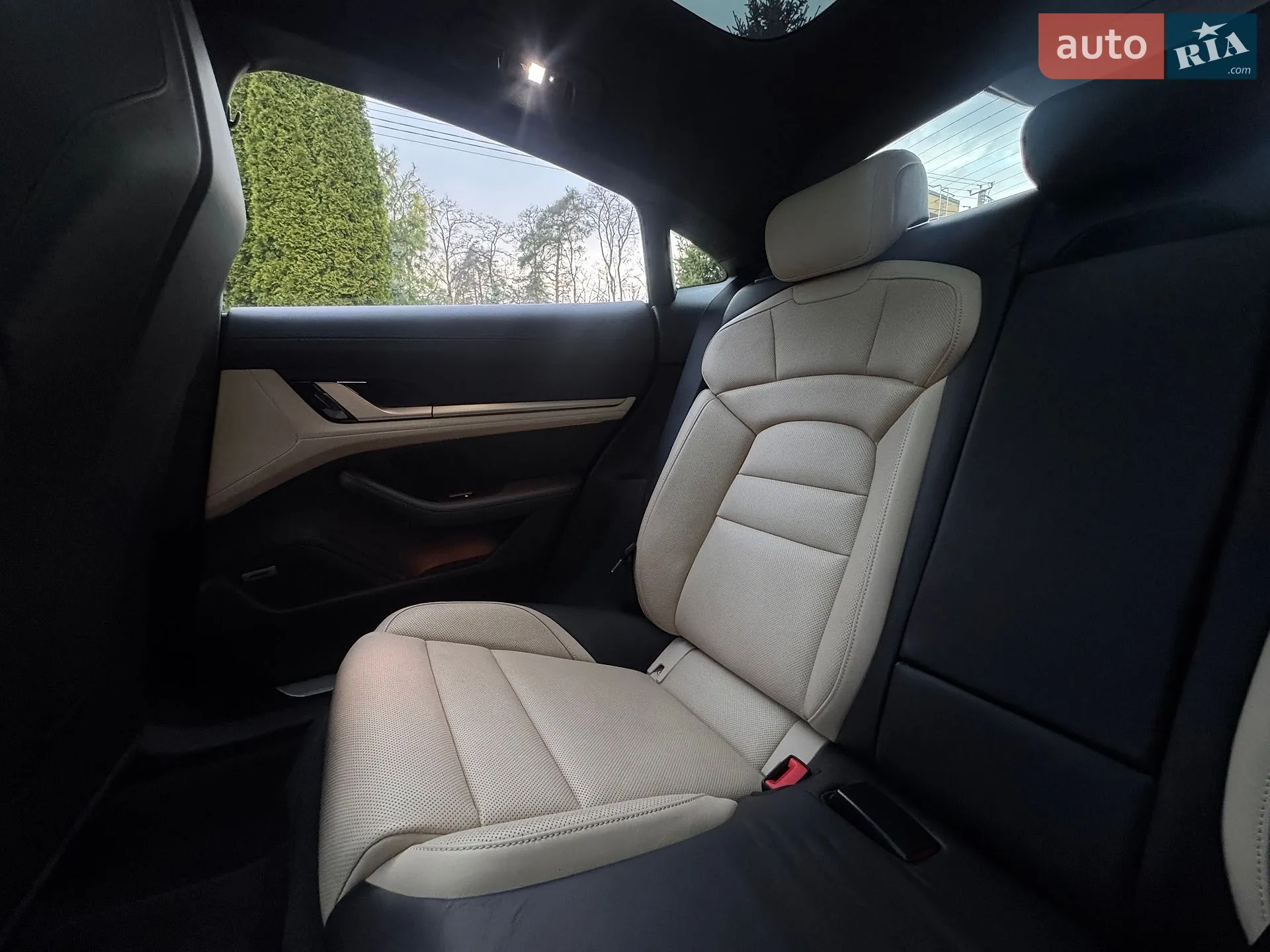 2021 Porsche Taycan - мініатюра 27
