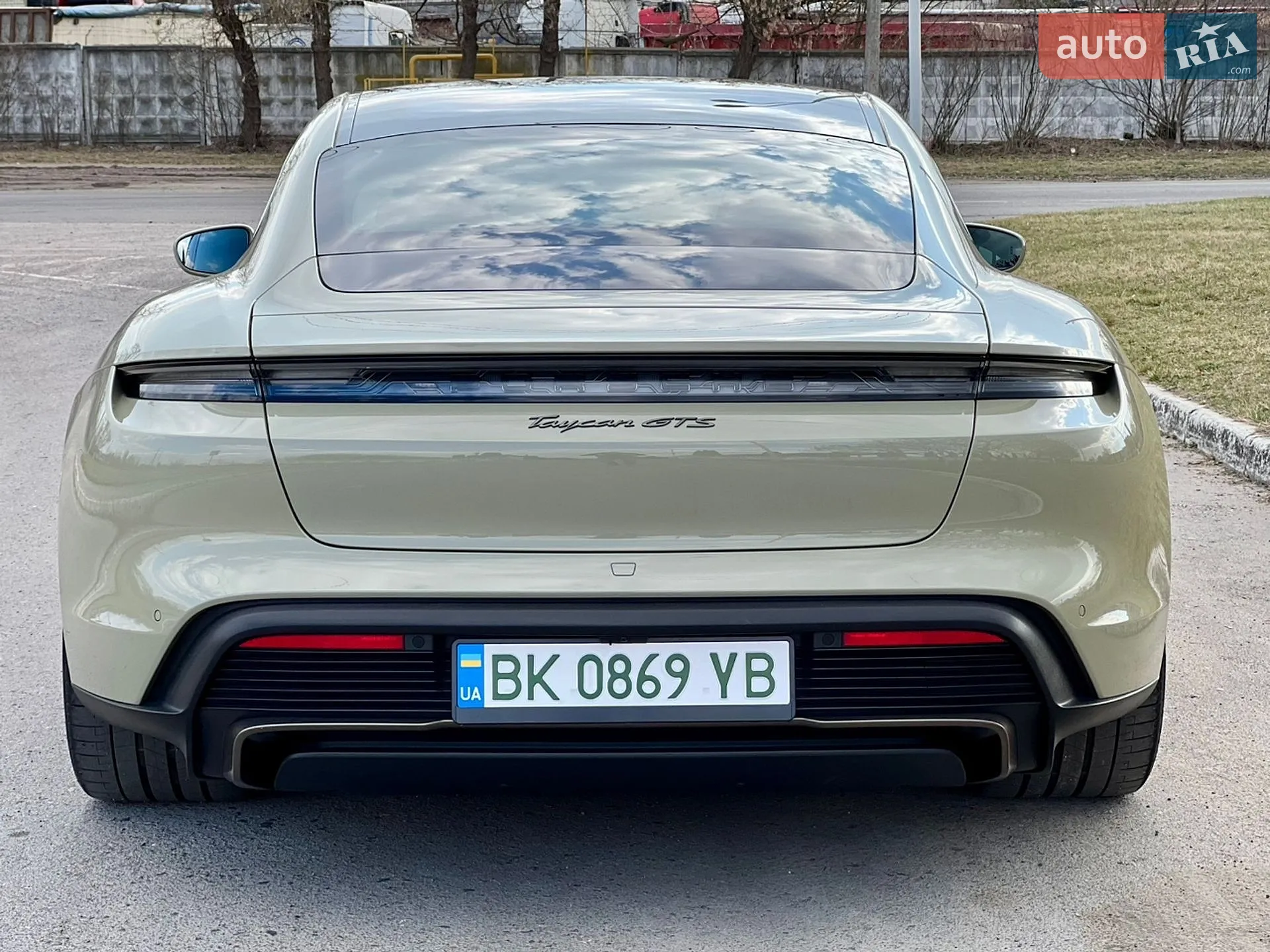 2023 Porsche Taycan - мініатюра 23