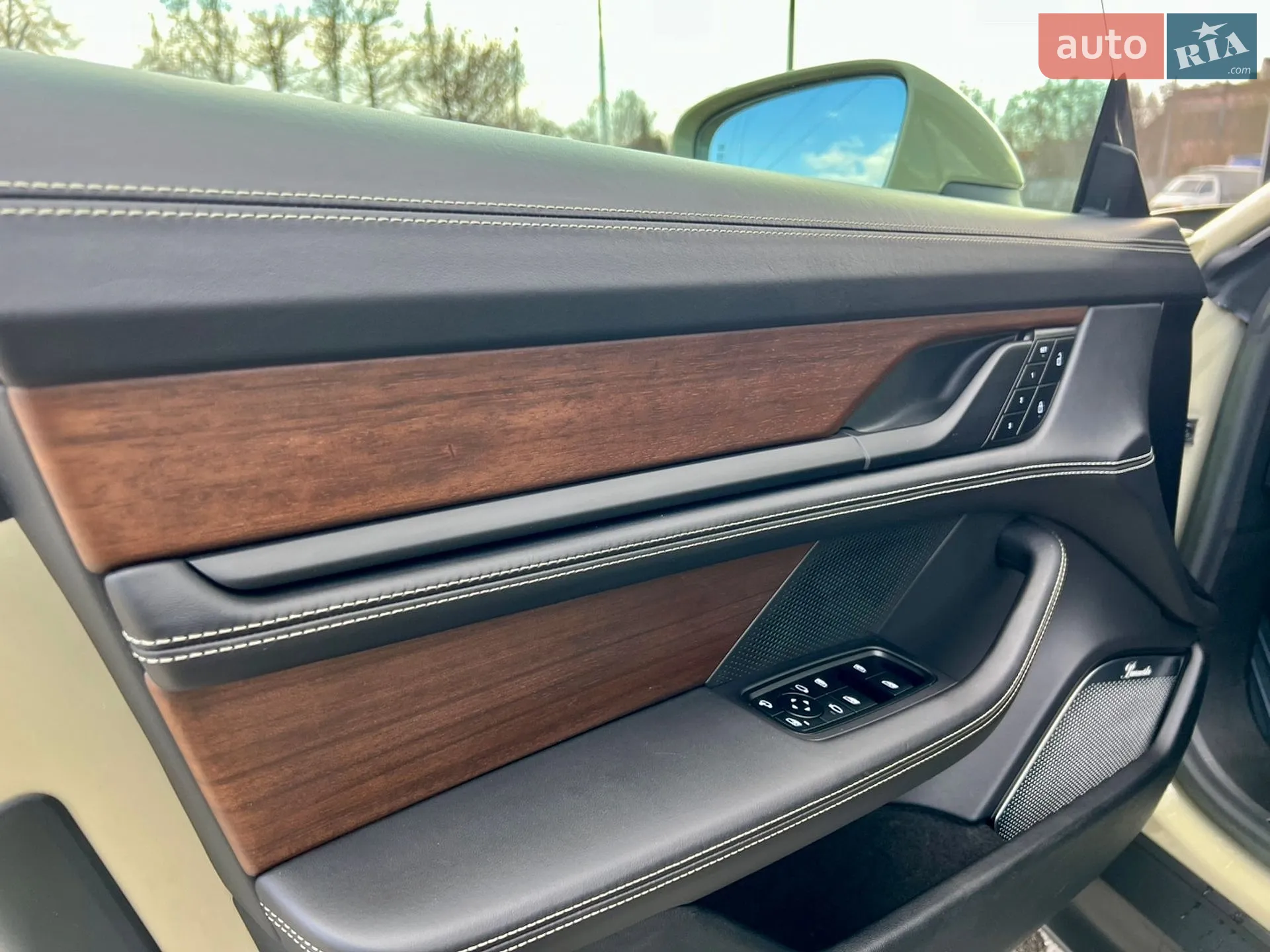 2023 Porsche Taycan - мініатюра 36