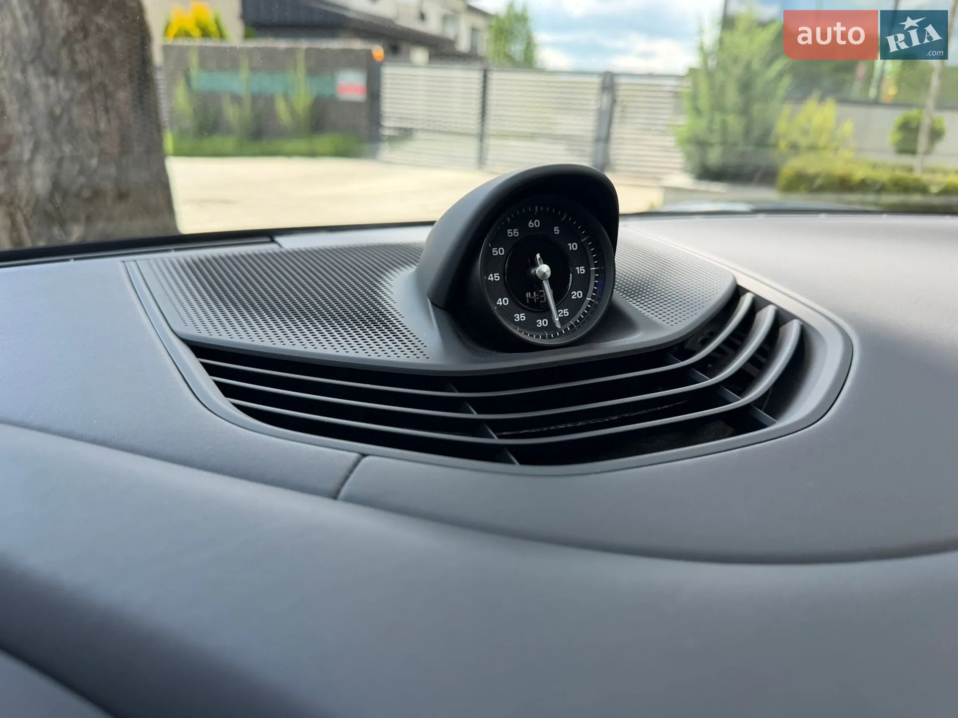 2021 Porsche Taycan - мініатюра 47