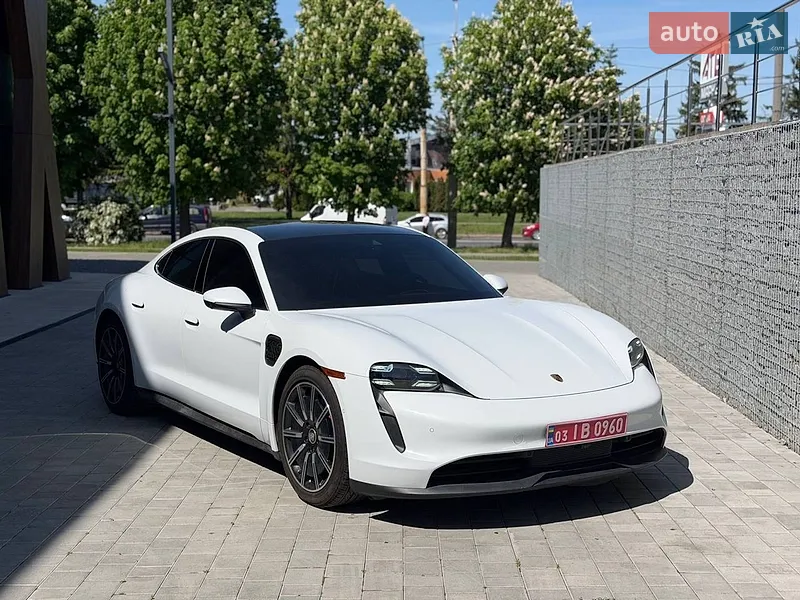 Porsche Taycan 2020