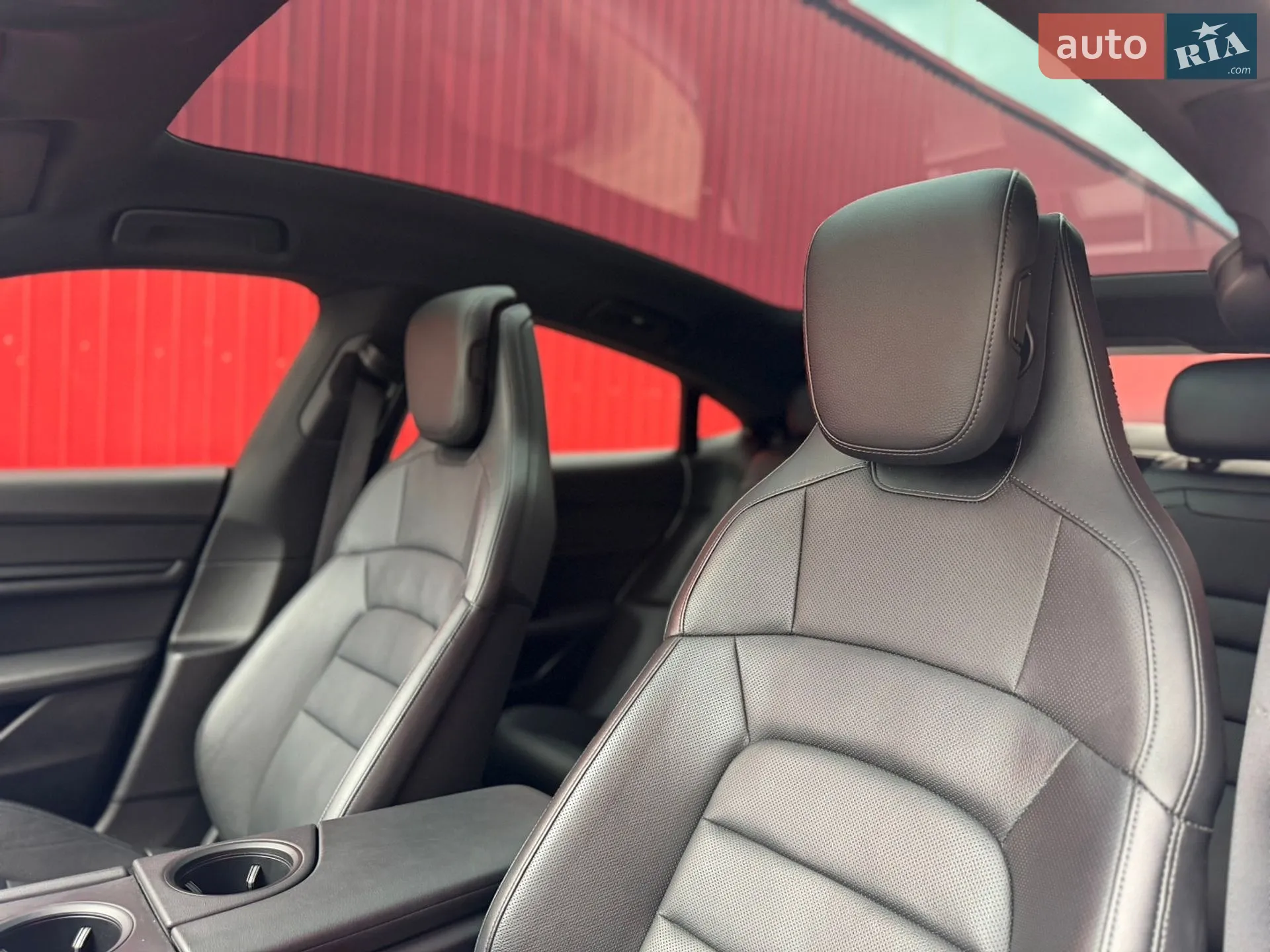2023 Porsche Taycan - мініатюра 29