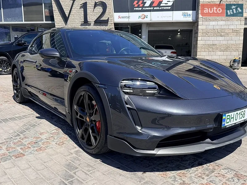 Porsche Taycan