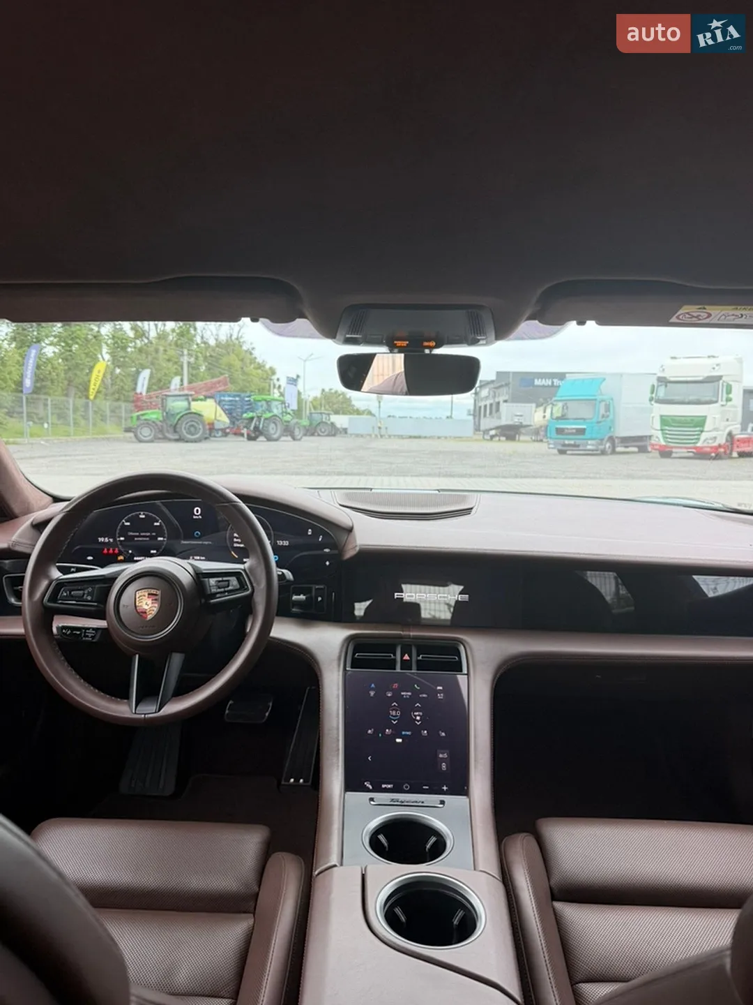 2020 Porsche Taycan - мініатюра 31