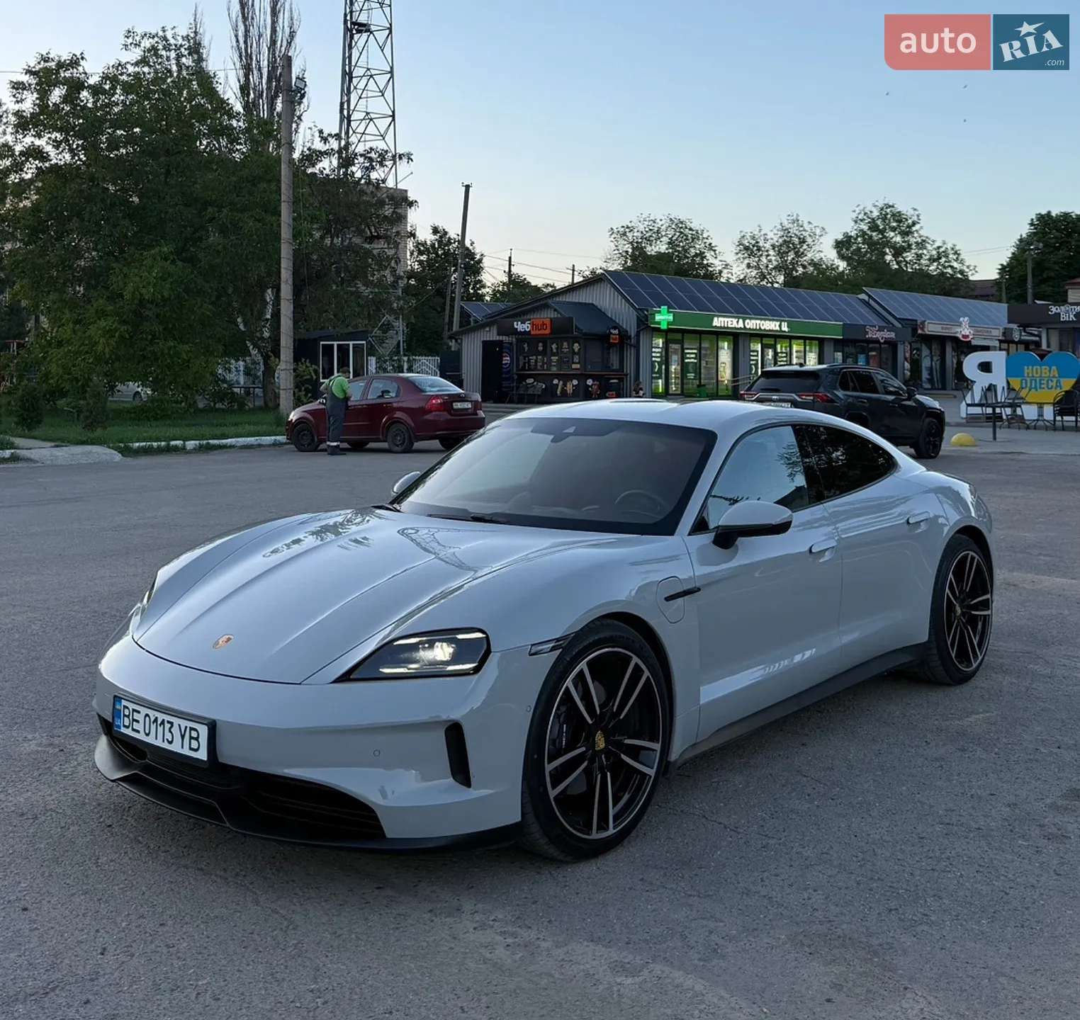 2025 Porsche Taycan - мініатюра 4