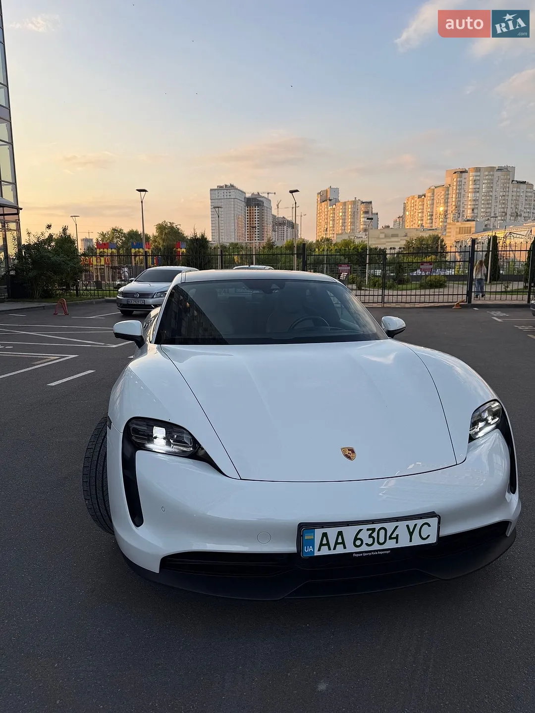 2021 Porsche Taycan - мініатюра 14