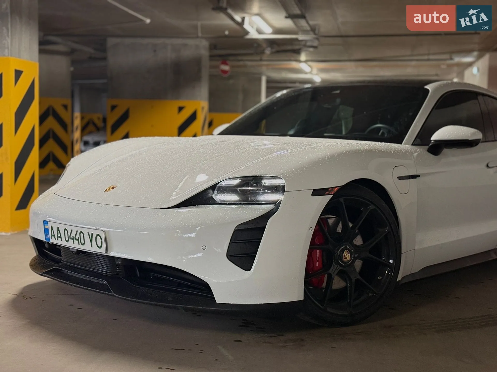 2020 Porsche Taycan - мініатюра 3