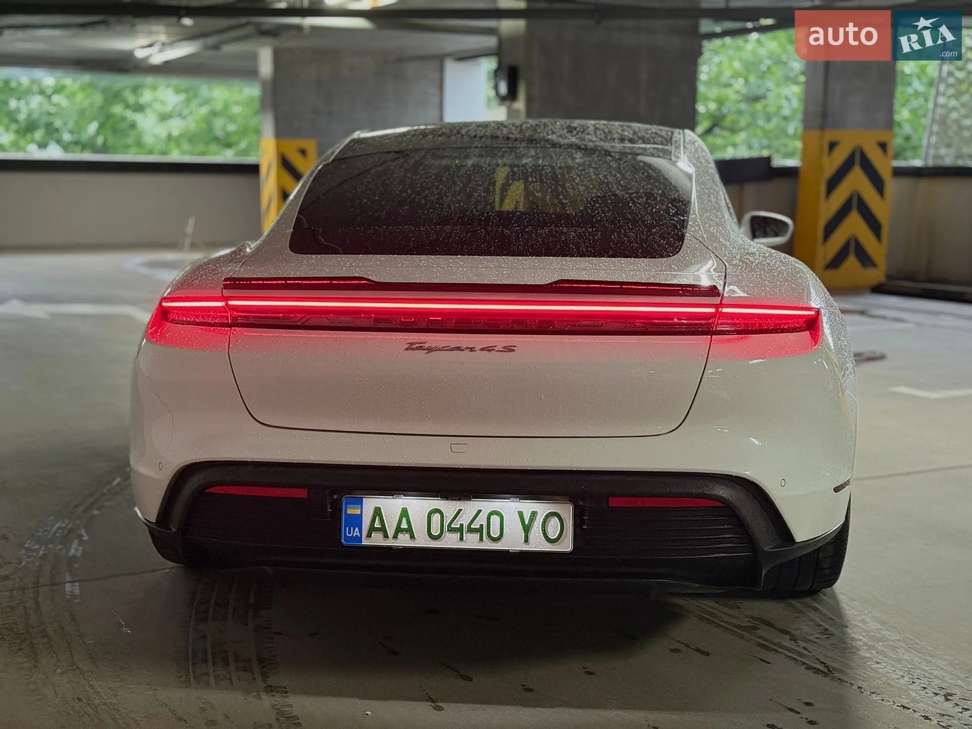 2020 Porsche Taycan - мініатюра 7