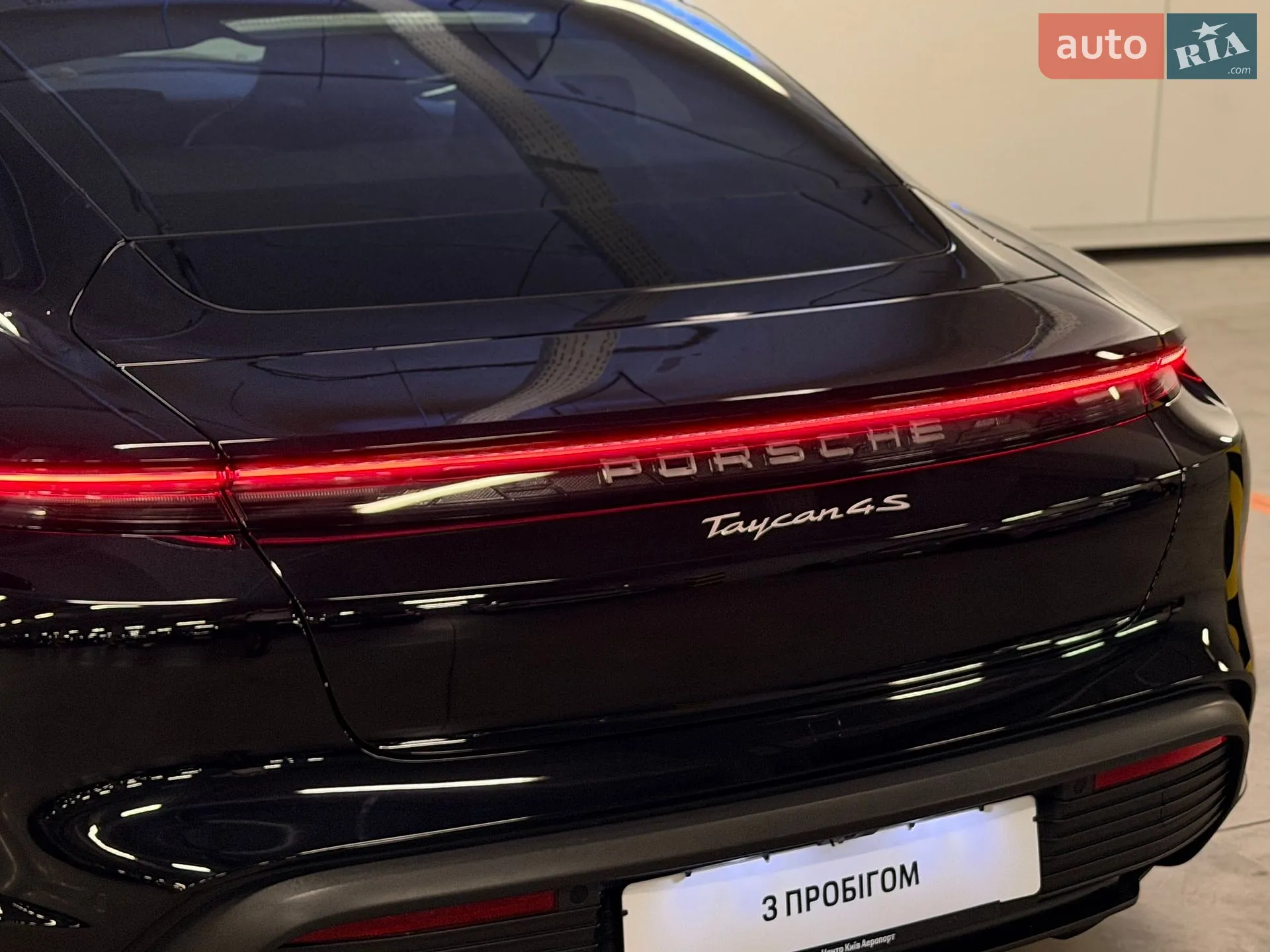 2024 Porsche Taycan - мініатюра 15