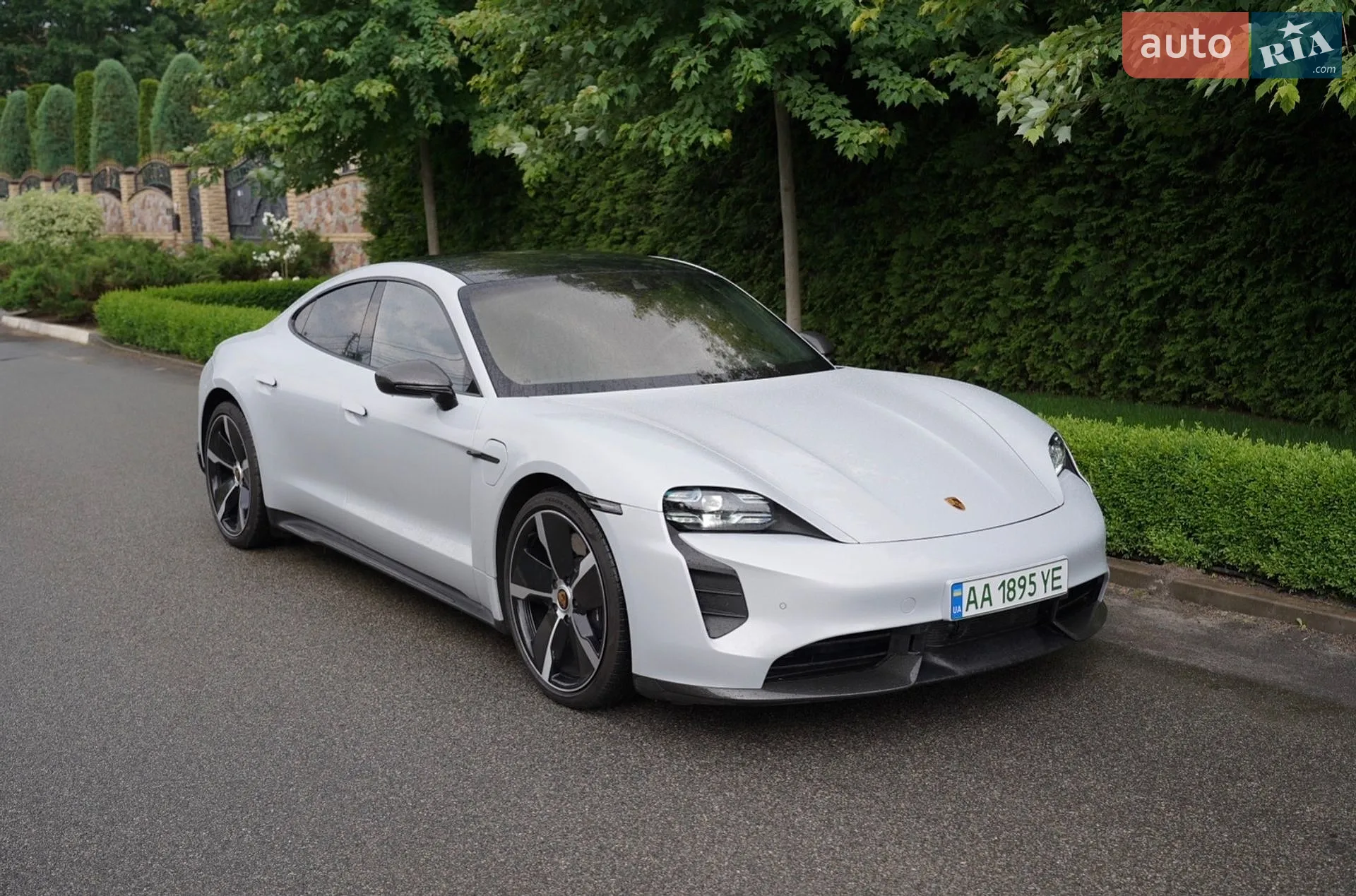2023 Porsche Taycan - мініатюра 22