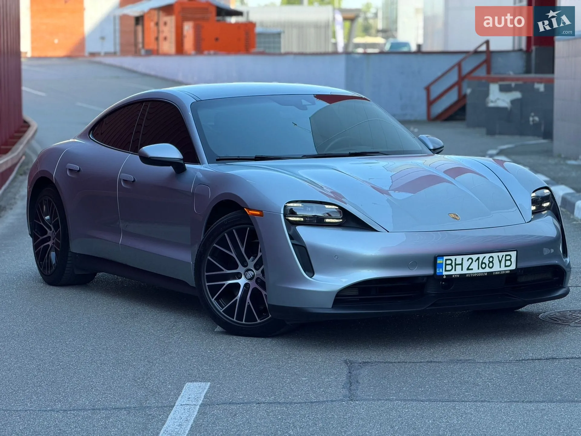 2023 Porsche Taycan - мініатюра 7