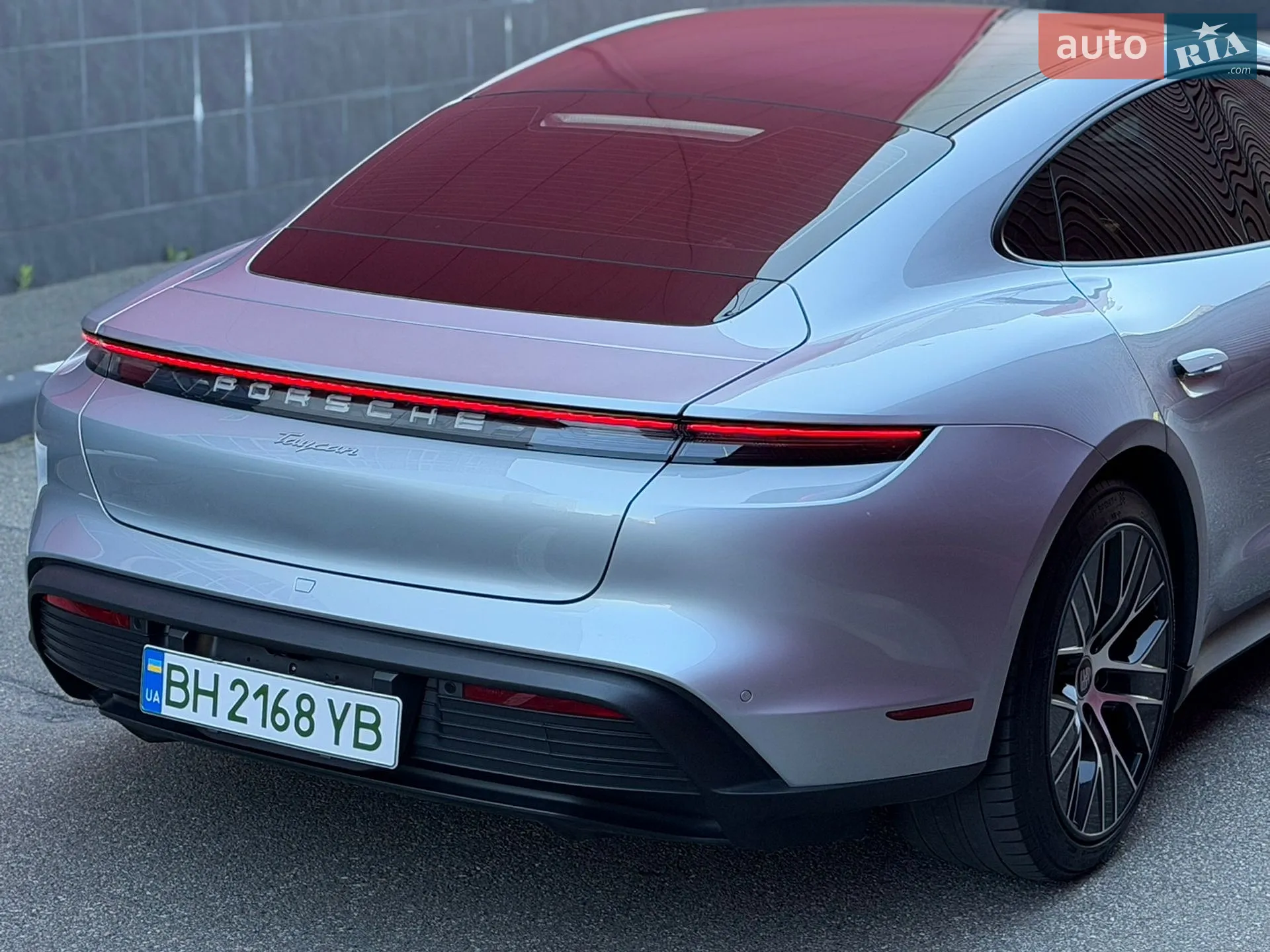 2023 Porsche Taycan - мініатюра 10