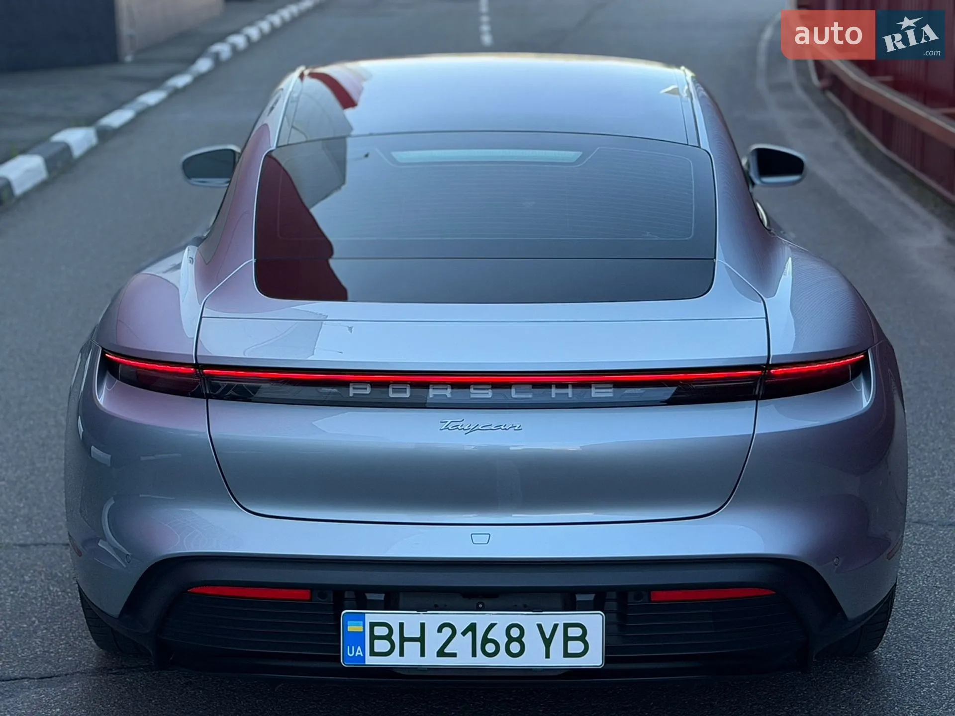 2023 Porsche Taycan - мініатюра 14