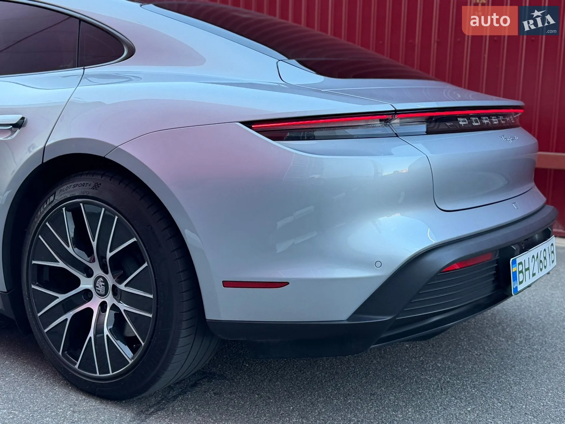 2023 Porsche Taycan - мініатюра 18
