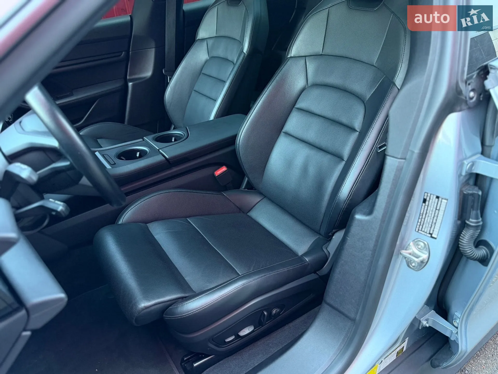2023 Porsche Taycan - мініатюра 24