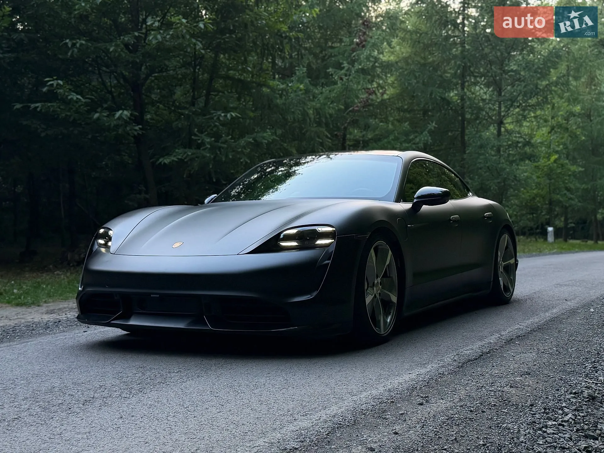 2020 Porsche Taycan - мініатюра 9