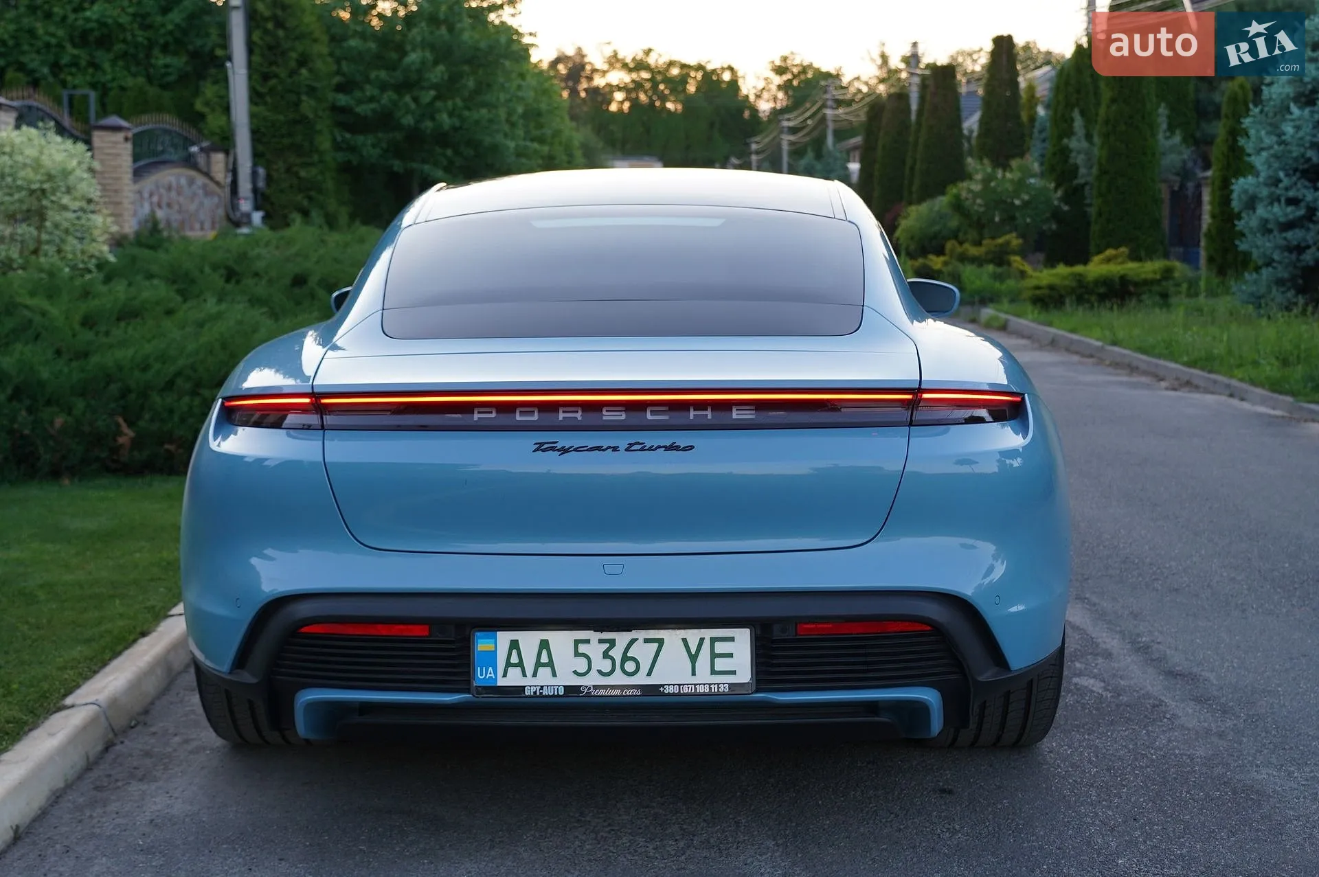 2020 Porsche Taycan - мініатюра 9
