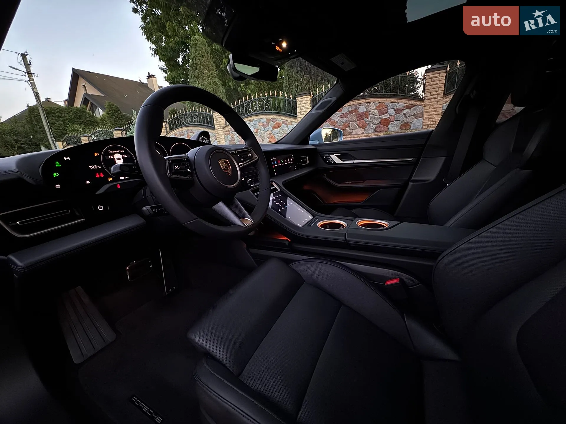 2020 Porsche Taycan - мініатюра 19