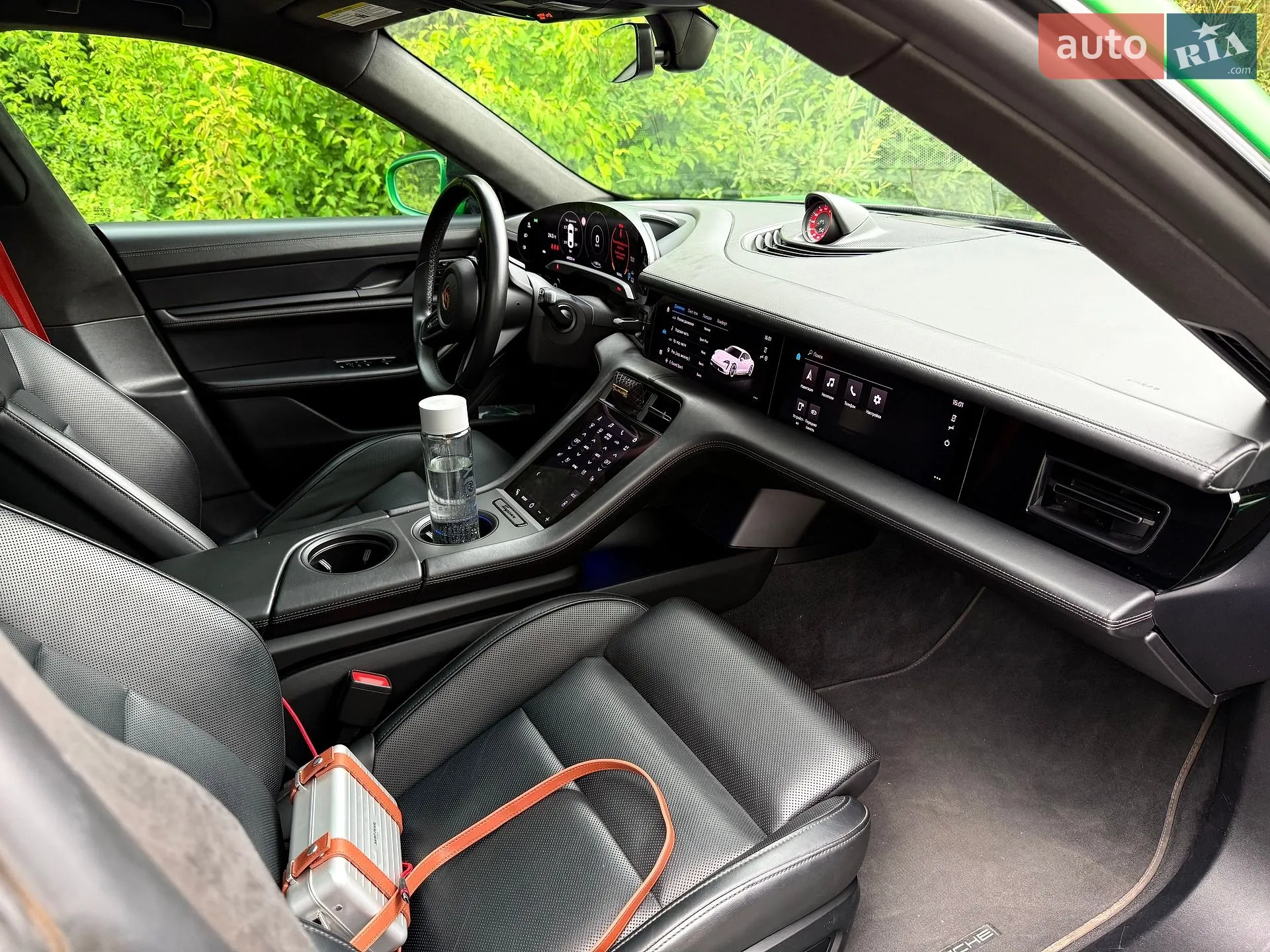 2020 Porsche Taycan - мініатюра 16