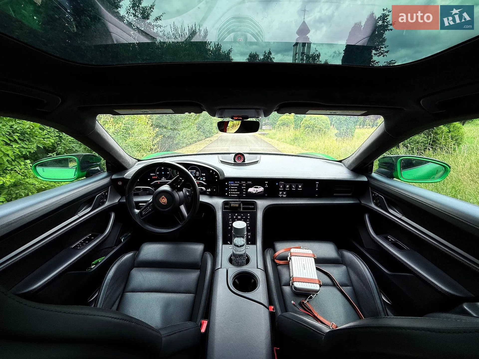 2020 Porsche Taycan - мініатюра 29