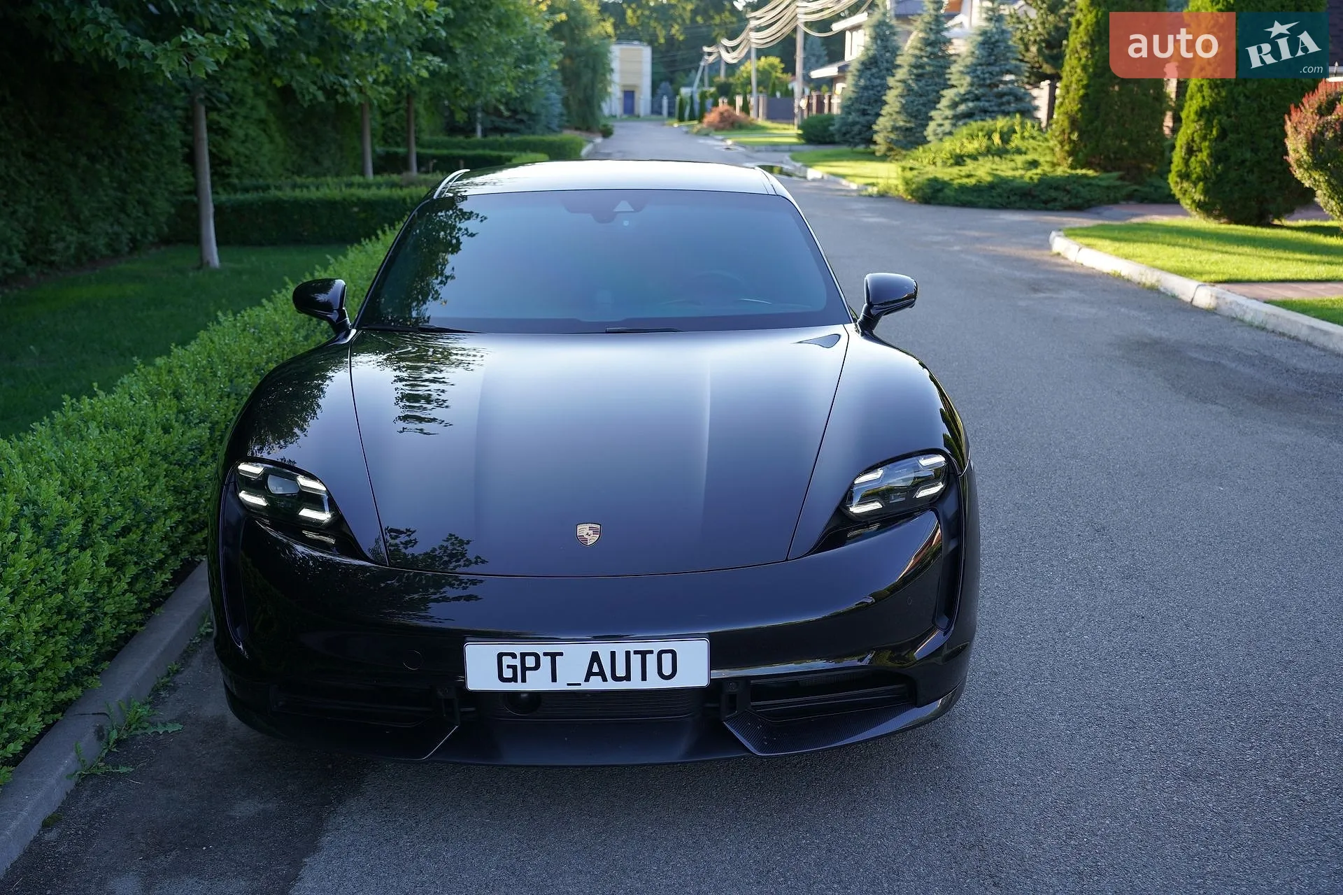2019 Porsche Taycan - мініатюра 12