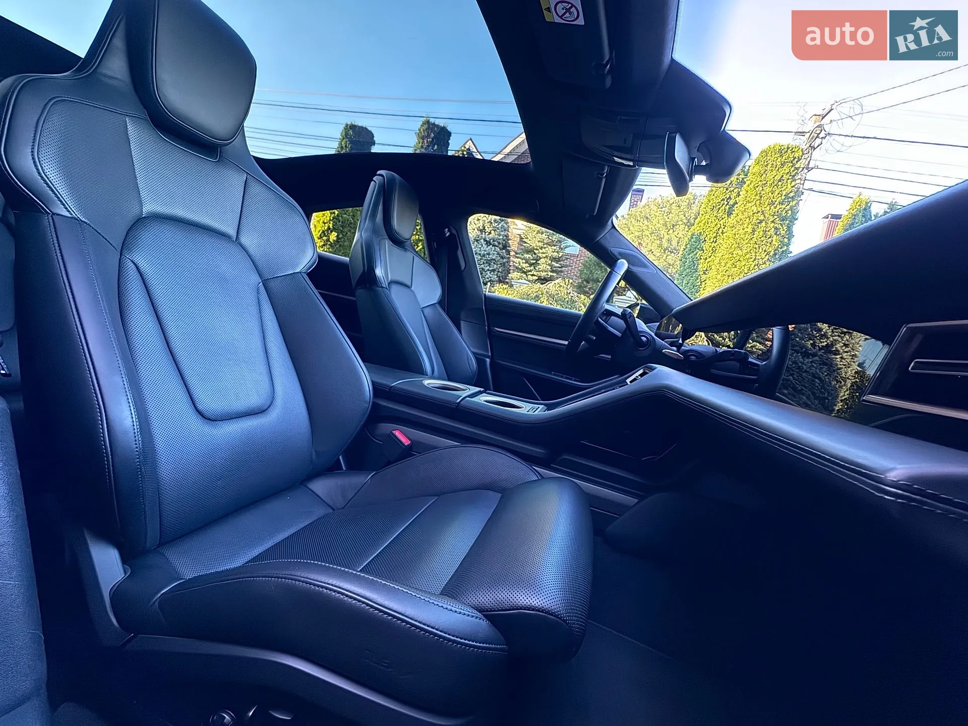 2019 Porsche Taycan - мініатюра 29