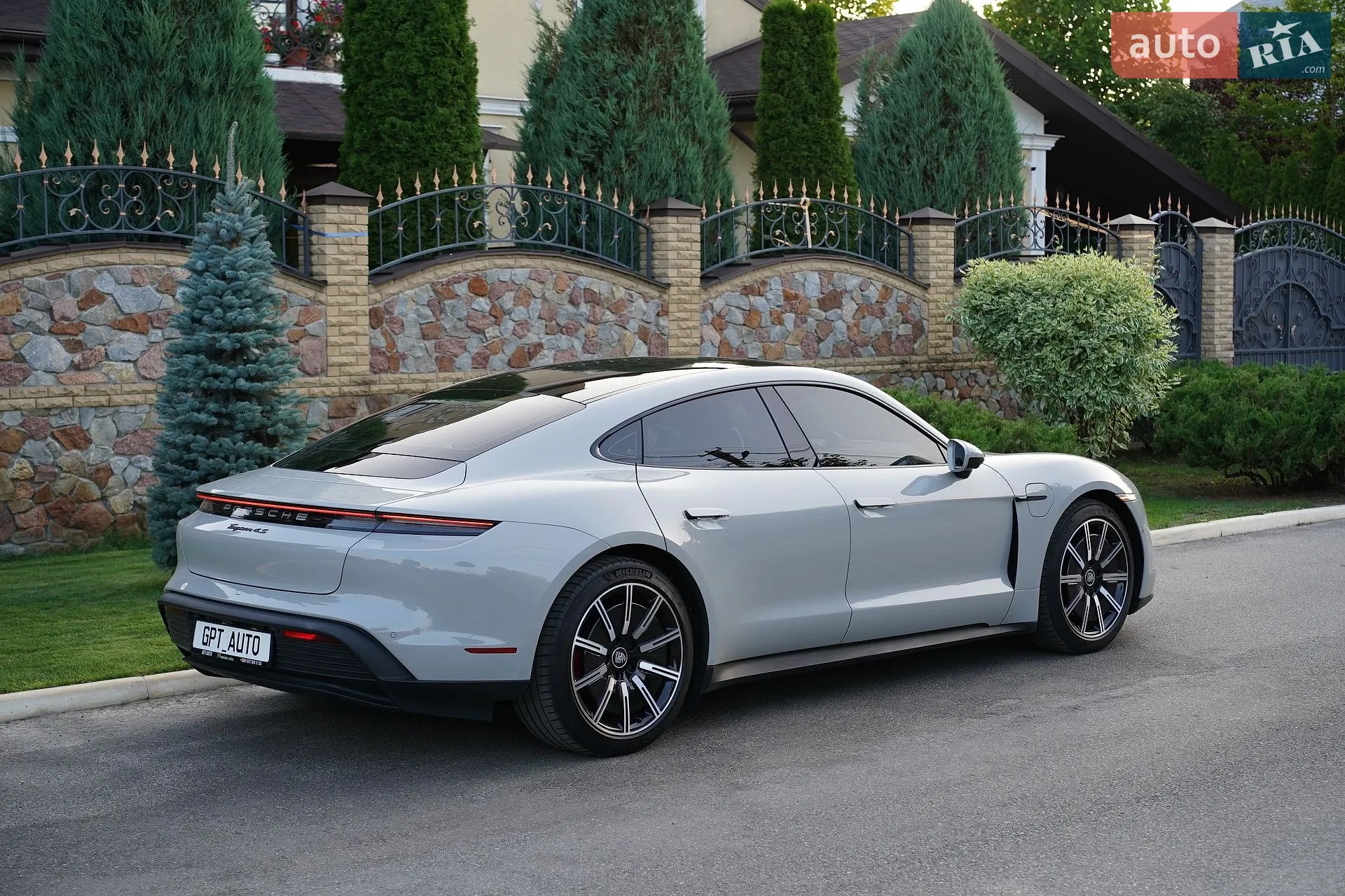 2022 Porsche Taycan - мініатюра 6