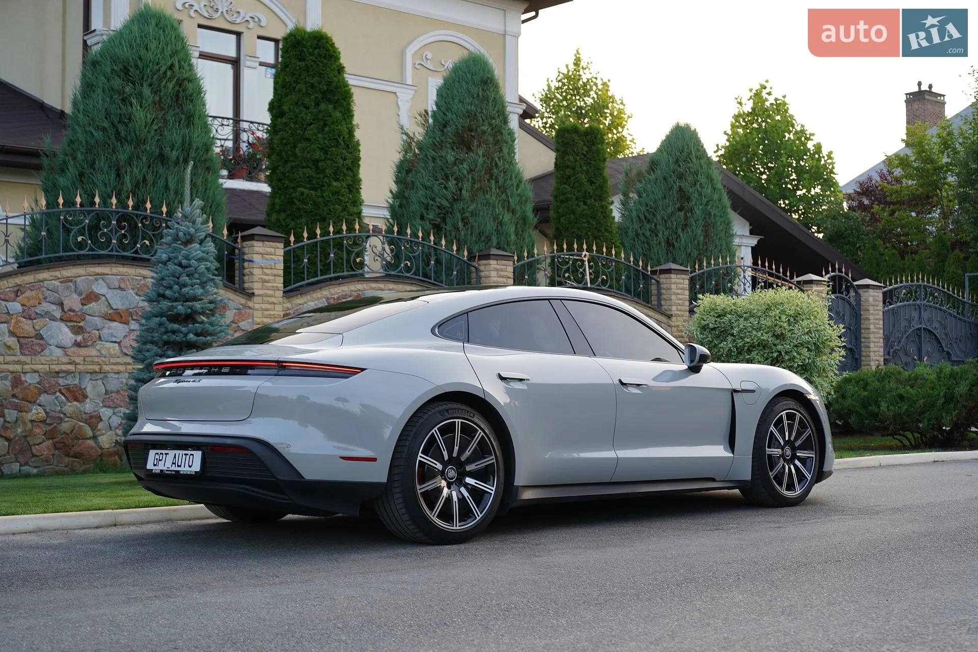 2022 Porsche Taycan - мініатюра 5