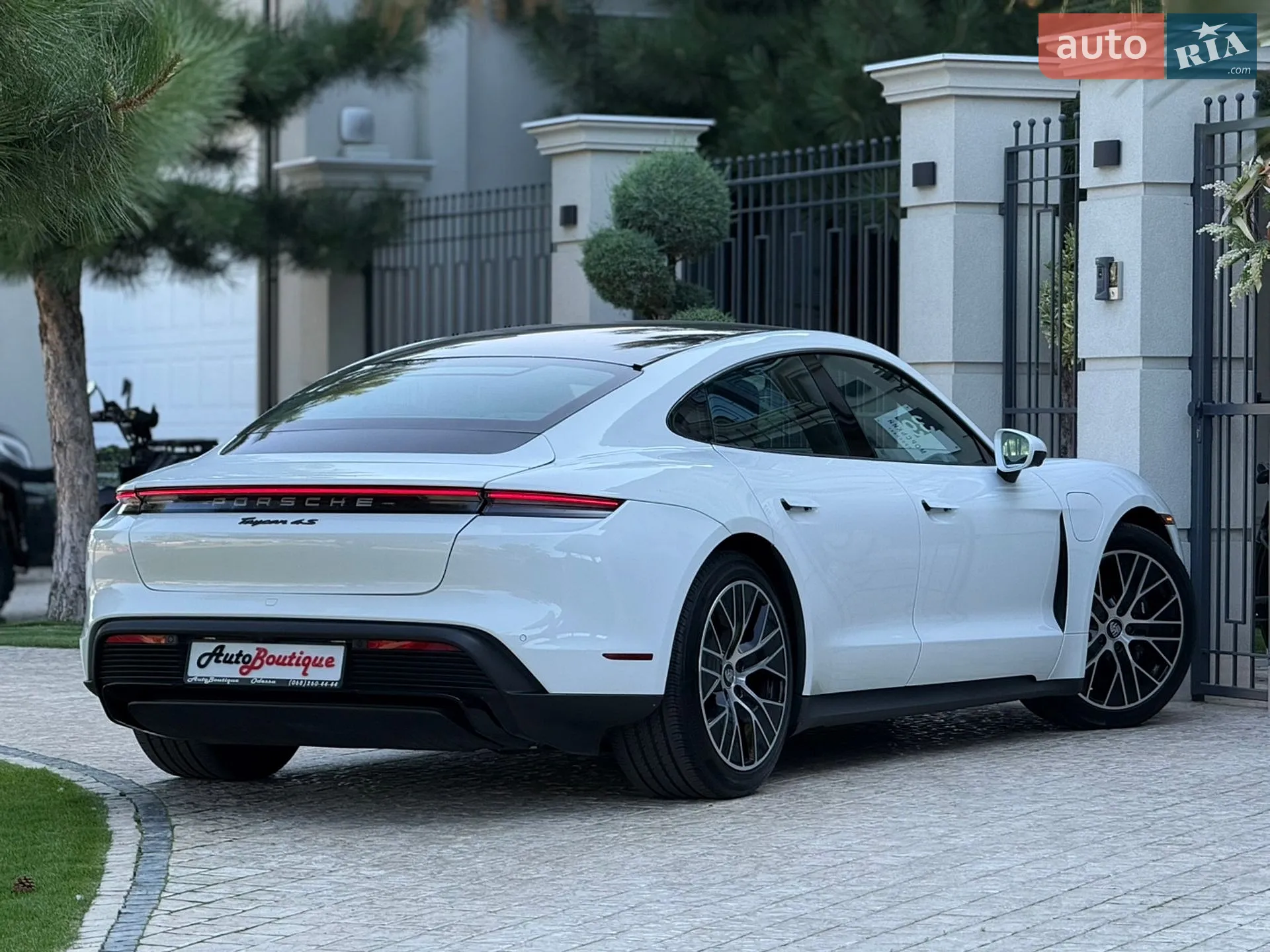 2021 Porsche Taycan - мініатюра 27