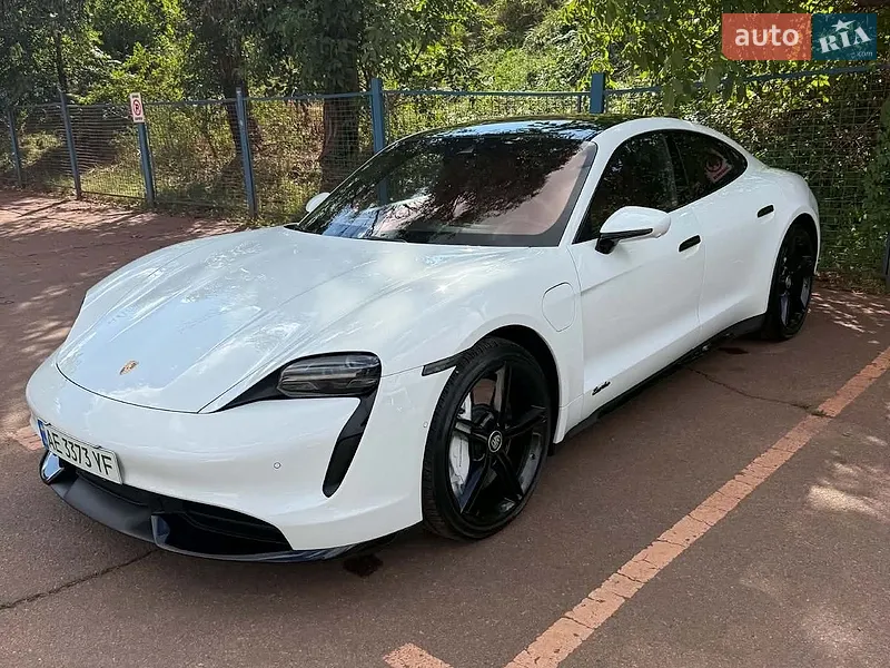 Porsche Taycan 2020