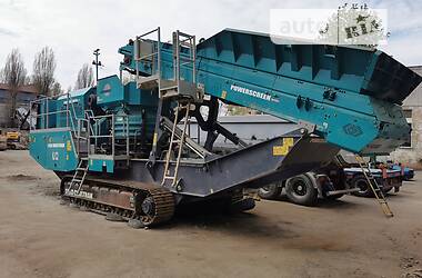 Дробильная установка, дробилка Powerscreen Maxtrak 2017 в 