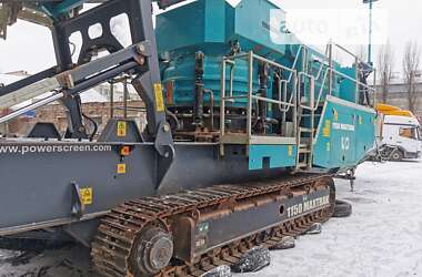 Дробильная установка, дробилка Powerscreen Maxtrak 2023 в 