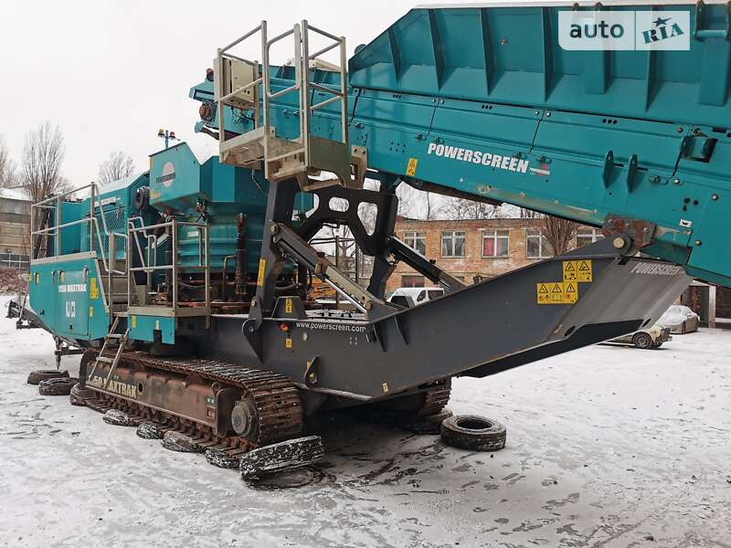 Дробарка (дробильна установка) Powerscreen Maxtrak 2023 в Києві