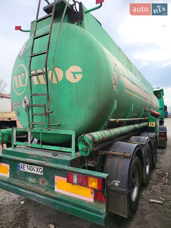 Цистерна ПП SDK 2004 в Днепре