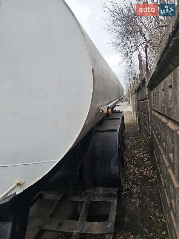 Цистерна полуприцеп ППЦ 30-64229 2005 в Кривом Роге фото 3 Цистерна полуприцеп ППЦ 30-64229 2005 в Кривом Роге