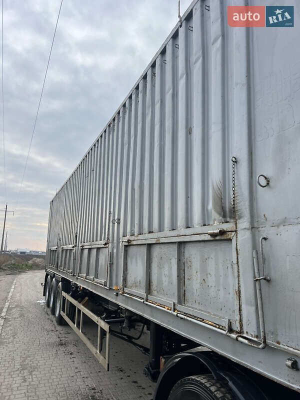 Зерновоз - полуприцеп Прицеп Зерновоз 2010 в Одессе