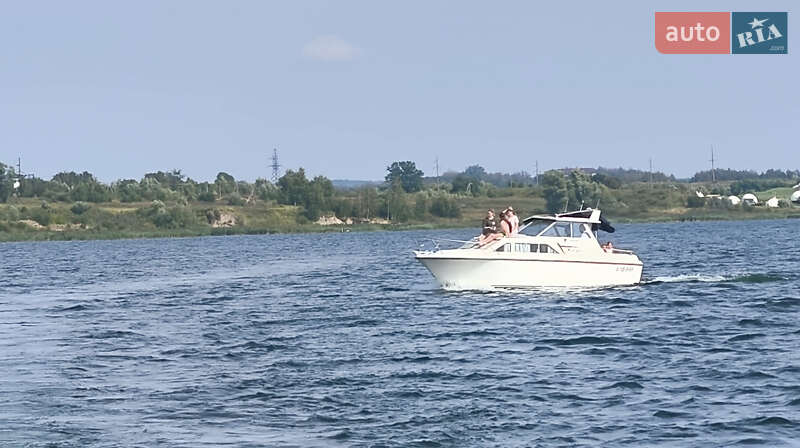 Катер Princess 25 1982 в Новояворівську