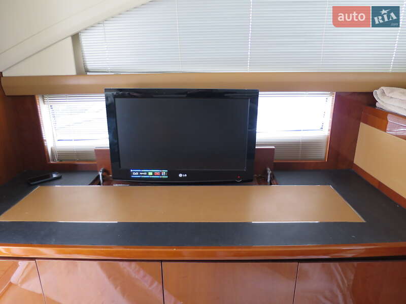 Моторна яхта Princess 50 2009 в Одесі фото 22 Моторна яхта Princess 50 2009 в Одесі