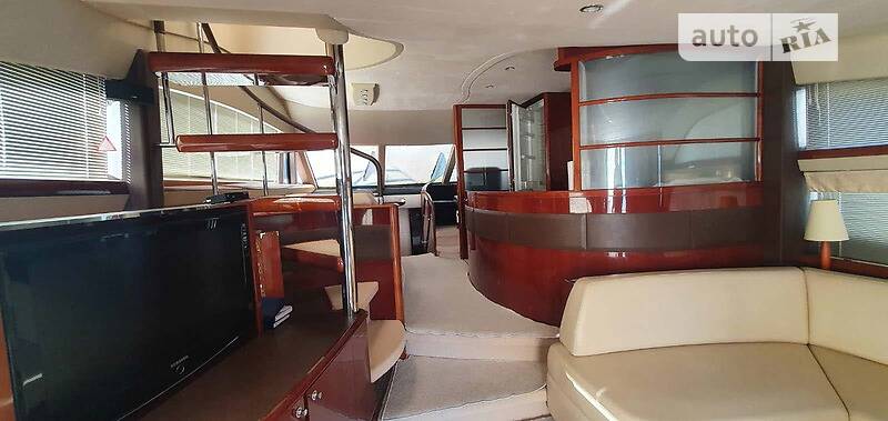 Моторная яхта Princess 67 2008 в Киеве