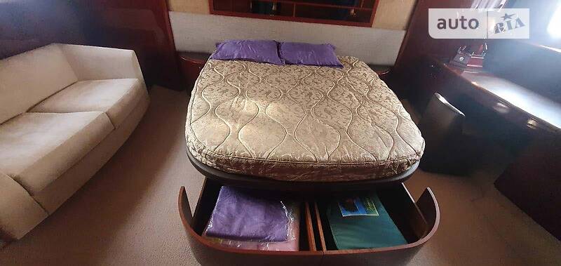 Моторная яхта Princess 67 2008 в Киеве